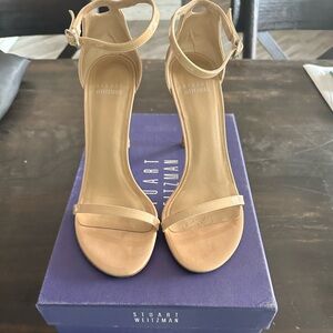 EUC Stuart Weitzman Nudistsong nude patent sz 6m